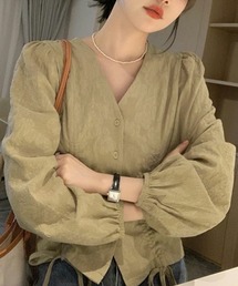フロントドロストデザインノーカラーブラウス