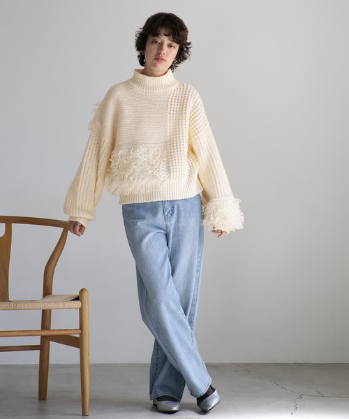 select MOCA（セレクトモカ）の「ループ切替フリンジバルキーニット（ニット/セーター・レディース・アイボリー/ブラック/ヘザーグレー・FREE）」の4枚目の写真