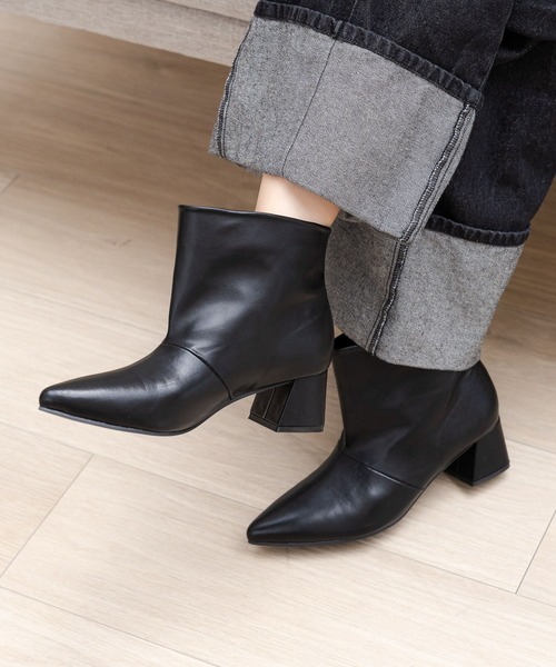 LAKOLE(ラコレ)の「ワイドシャフトブーツ / 140076(ブーツ・レディース・ブラック/ベージュ・MEDIUM/LARGE)」の2枚目の写真