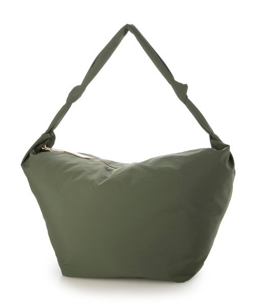 cache cache(カシュ カシュ)の「カシュカシュ cachecache / シワナイロンビッグバッグ(ショルダーバッグ・レディース・パープル/キャメル/カーキ/ブラック・FREE)」の6枚目の写真