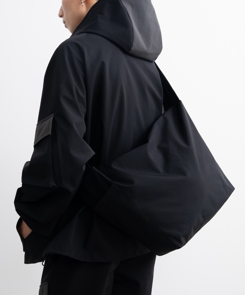 SINSS（シンス）の「Watertight zipper tech shoulder bag / 止水ファスナーテックショルダーバッグ（ショルダーバッグ・メンズ・ブラック・FREE）」の19枚目の写真