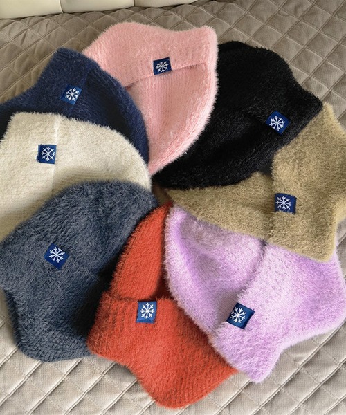 DAY CLOSET(デイ クローゼット)の「レディース イヤーマフ付きワンポイントニット帽 耳当て(ニットキャップ/ビーニー・レディース・ライラック/ピンク/ブラック/ネイビー/ダークグレー/オレンジ系その他/オフホワイト/ライトブラウン・ONE SIZE)」の13枚目の写真