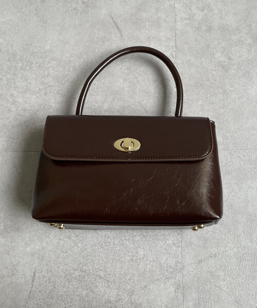 Thevon（ゼボン）の「ヴィンテージ風2WAYボストンバッグ（ショルダーバッグ・レディース・ブラック/レッド系その他/ダークブラウン・FREE）」の15枚目の写真