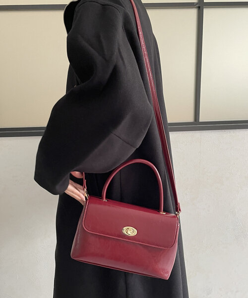 Thevon（ゼボン）の「ヴィンテージ風2WAYボストンバッグ（ショルダーバッグ・レディース・ブラック/レッド系その他/ダークブラウン・FREE）」の20枚目の写真