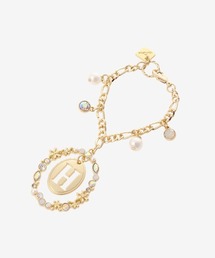 & chouette（アンドシュエット）の「オーバルフラワーイニシャルバッグチャーム(H)（キーホルダー）」