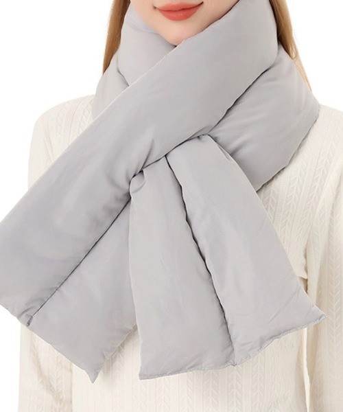 Futier land（フューティアランド）の「クロス中綿マフラー（マフラー・レディース・アイボリー/グレー・FREE）」の6枚目の写真