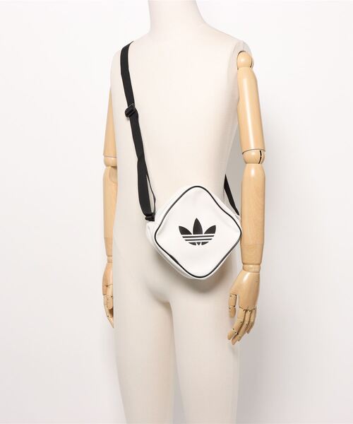 【adidas】U AC DIAMONDBAG バッグ CLOUDWHITE 国内発送 ADIDAS ウェア アディダス U AC DIAMONDBAG バッグ JD5548