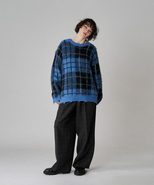 ONCILY（オンシェリー）の「CHECK PATTERN SHAGGY VOLUME KNIT / シャギーチェックボリュームニット（ニット/セーター・メンズ・グレー/ブルー/レッド・SMALL/MEDIUM/LARGE）」の18枚目の写真