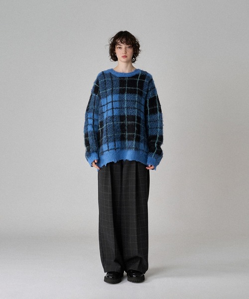 ONCILY（オンシェリー）の「CHECK PATTERN SHAGGY VOLUME KNIT / シャギーチェックボリュームニット（ニット/セーター・メンズ・グレー/ブルー/レッド・SMALL/MEDIUM/LARGE）」の19枚目の写真