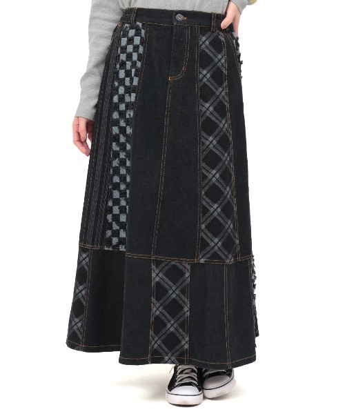 チチカカ(チチカカ)の「デニムパッチスカート(デニムスカート・レディース・ブルー/ブラック・MEDIUM/LARGE)」の11枚目の写真