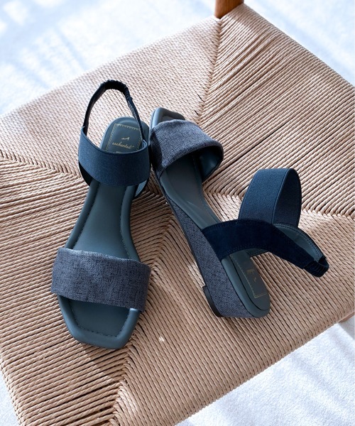 enchanted（エンチャンテッド）の「ワンストラップマテリアルゴムウエッジサンダル（サンダル・レディース・ブラック/ブルーグレー/ベージュ・S/M/L/LL）」の18枚目の写真