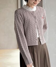 ハート刺繍ケーブルニットクルーネックカーディガン