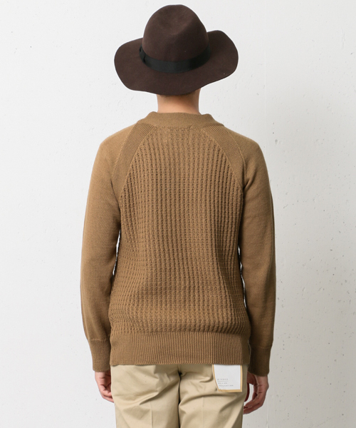 URBAN RESEARCH DOORS MENS(アーバンリサーチ ドアーズ メンズ)の「FORK&SPOON コットンウールモックネックニット(ニット/セーター・メンズ・ネイビー/キャメル/オフホワイト/チャコールグレー・40/38)」の16枚目の写真