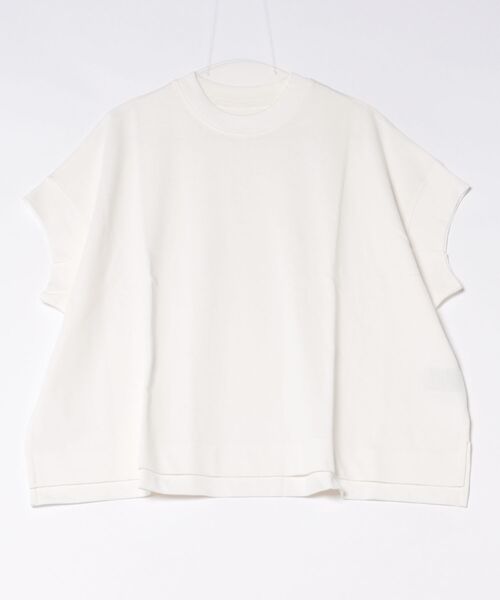 emesuelee(エメスーリー)の「UV遮蔽率90%以上 ヘビーウェイト天竺半袖プルオーバー(Tシャツ/カットソー・レディース・ブラック/ブルー/ナチュラル/ライトグリーン/グレー系1/ネイビー/イエロー/ピンク系1/ブラック系1/アイボリー/グリーン/ピンク・フリー)」の2枚目の写真