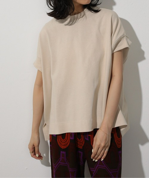 emesuelee(エメスーリー)の「UV遮蔽率90%以上 ヘビーウェイト天竺半袖プルオーバー(Tシャツ/カットソー・レディース・ブラック/ブルー/ナチュラル/ライトグリーン/グレー系1/ネイビー/イエロー/ピンク系1/ブラック系1/アイボリー/グリーン/ピンク・フリー)」の6枚目の写真