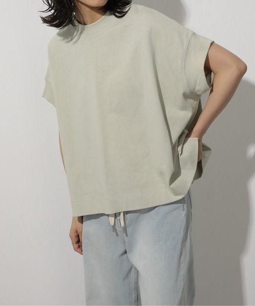 emesuelee(エメスーリー)の「UV遮蔽率90%以上 ヘビーウェイト天竺半袖プルオーバー(Tシャツ/カットソー・レディース・ブラック/ブルー/ナチュラル/ライトグリーン/グレー系1/ネイビー/イエロー/ピンク系1/ブラック系1/アイボリー/グリーン/ピンク・フリー)」の8枚目の写真
