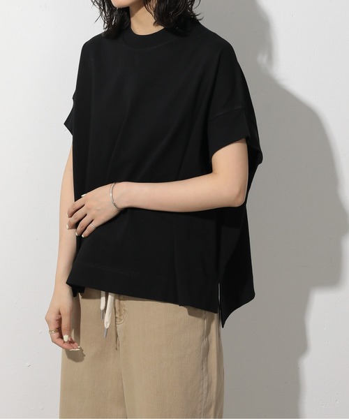 emesuelee(エメスーリー)の「UV遮蔽率90%以上 ヘビーウェイト天竺半袖プルオーバー(Tシャツ/カットソー・レディース・ブラック/ブルー/ナチュラル/ライトグリーン/グレー系1/ネイビー/イエロー/ピンク系1/ブラック系1/アイボリー/グリーン/ピンク・フリー)」の17枚目の写真