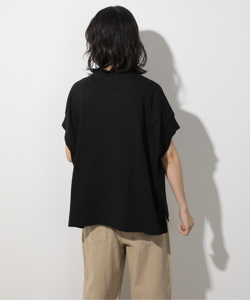 emesuelee(エメスーリー)の「UV遮蔽率90%以上 ヘビーウェイト天竺半袖プルオーバー(Tシャツ/カットソー・レディース・ブラック/ブルー/ナチュラル/ライトグリーン/グレー系1/ネイビー/イエロー/ピンク系1/ブラック系1/アイボリー/グリーン/ピンク・フリー)」の19枚目の写真