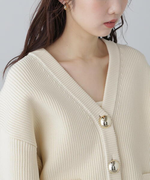 FREE'S MART（フリーズマート）の「◆ゴールドアクセントボタンＶネックカーディガン（カーディガン/ボレロ・レディース・ブラック/ピンク/ホワイト・FREE）」の16枚目の写真