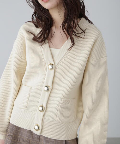 FREE'S MART（フリーズマート）の「◆ゴールドアクセントボタンＶネックカーディガン（カーディガン/ボレロ・レディース・ブラック/ピンク/ホワイト・FREE）」の14枚目の写真