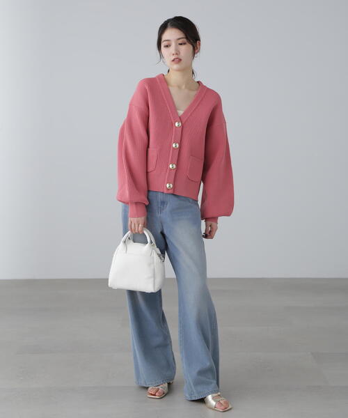 FREE'S MART（フリーズマート）の「◆ゴールドアクセントボタンＶネックカーディガン（カーディガン/ボレロ・レディース・ブラック/ピンク/ホワイト・FREE）」の9枚目の写真