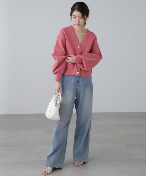 FREE'S MART（フリーズマート）の「◆ゴールドアクセントボタンＶネックカーディガン（カーディガン/ボレロ・レディース・ブラック/ピンク/ホワイト・FREE）」の7枚目の写真