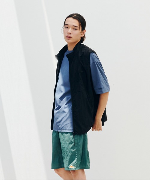 KELTY（ケルティ）の「パッカブル コンパクト ベスト（ベスト・レディース・ブルー/ブラック/カーキ/アイボリー・XL/S/L/M）」の20枚目の写真