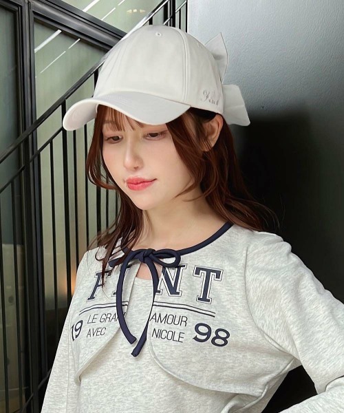 F i.n.t（フィント）の「バックチュールリボンキャップ/ fint　フィント（キャップ・レディース・アイボリー/ライトグレー・FREE）」の4枚目の写真