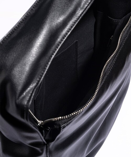 STUDIOUS(ステュディオス)の「YH-700(ショルダーバッグ・レディース・ブラック・FREE)」の4枚目の写真