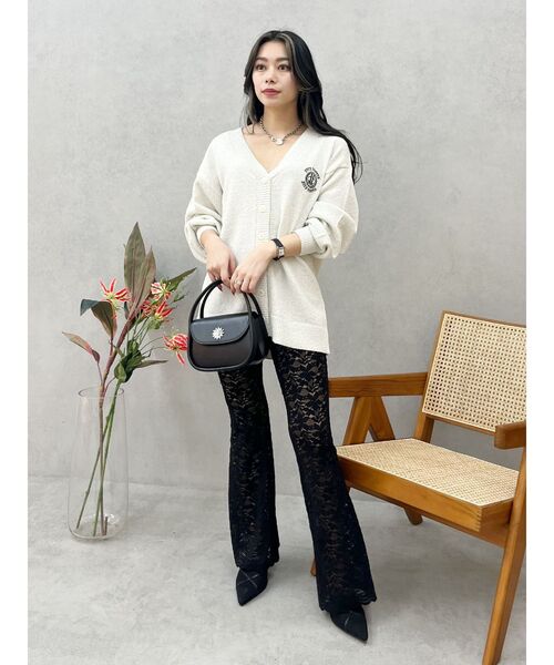 EVRIS（エヴリス）の「【ウエストゴム・2サイズ】レースフレアパンツ（その他パンツ・レディース・ブラック/ホワイト・SMALL/MEDIUM）」の5枚目の写真