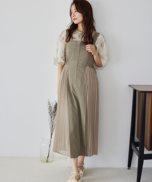 mysty woman（ミスティウーマン）の「サイドプリーツジャンスカ  328258（ジャンパースカート・レディース・アイボリー/チャコールグレー/ダークベージュ・FREE）」の9枚目の写真