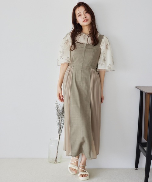 mysty woman（ミスティウーマン）の「サイドプリーツジャンスカ  328258（ジャンパースカート・レディース・アイボリー/チャコールグレー/ダークベージュ・FREE）」の10枚目の写真