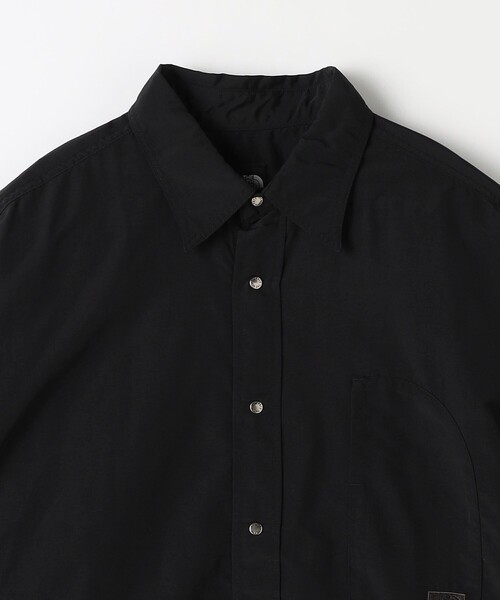 THE NORTH FACE（ザノースフェイス）の「＜THE NORTH FACE＞ ロングスリーブ エンライド シャツ（シャツ/ブラウス・メンズ・ナチュラル/ブラック・M/L/XL）」の13枚目の写真