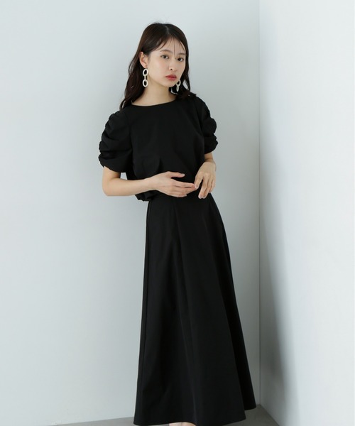 N.(N. Natural Beauty Basic)(エヌエヌナチュラルビューティーベーシック)の「シャーリングスリーブブラウス×スカートセット(ワンピース・レディース・ブラック/ライトグリーン・SMALL/MEDIUM)」の3枚目の写真