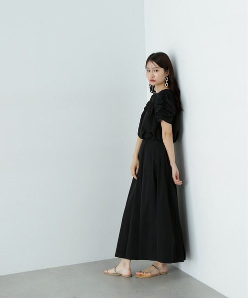 N.(N. Natural Beauty Basic)(エヌエヌナチュラルビューティーベーシック)の「シャーリングスリーブブラウス×スカートセット(ワンピース・レディース・ブラック/ライトグリーン・SMALL/MEDIUM)」の5枚目の写真