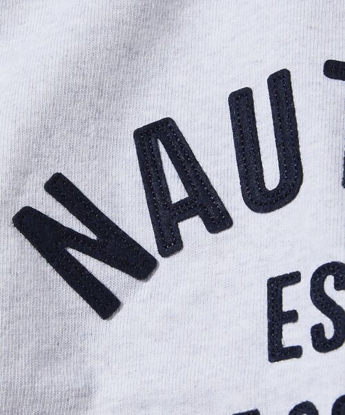 NAUTICA（ノーティカ）の「NAUTICA/ノーティカ Felt Patch Arch Logo S/S Tee/フェルトパッチ アーチロゴ ショートスリーブTシャツ（Tシャツ/カットソー・メンズ・ブラック/レッド/ライトグレー/ホワイト/ネイビー・X-LARGE/LARGE/MEDIUM/SMALL）」の15枚目の写真