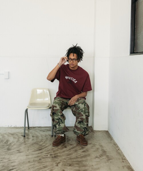 NAUTICA（ノーティカ）の「NAUTICA/ノーティカ Felt Patch Arch Logo S/S Tee/フェルトパッチ アーチロゴ ショートスリーブTシャツ（Tシャツ/カットソー・メンズ・ブラック/レッド/ライトグレー/ホワイト/ネイビー・X-LARGE/LARGE/MEDIUM/SMALL）」の19枚目の写真