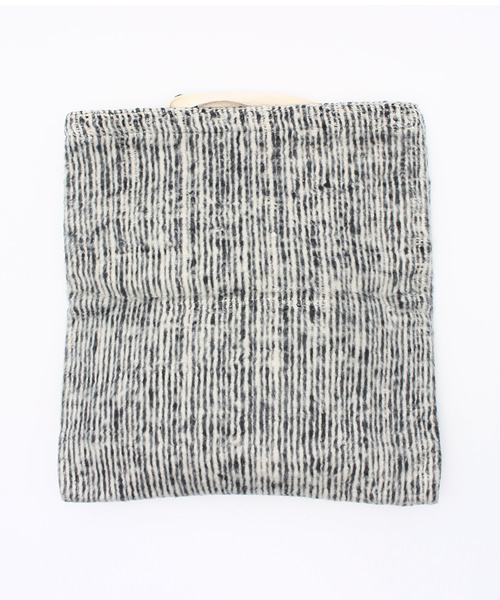 CAPRICIEUX LE'MAGE（カプリシューレマージュ）の「ジャガード2WAYクラッチバッグ（ショルダーバッグ・レディース・その他/グレー・FREE）」の3枚目の写真