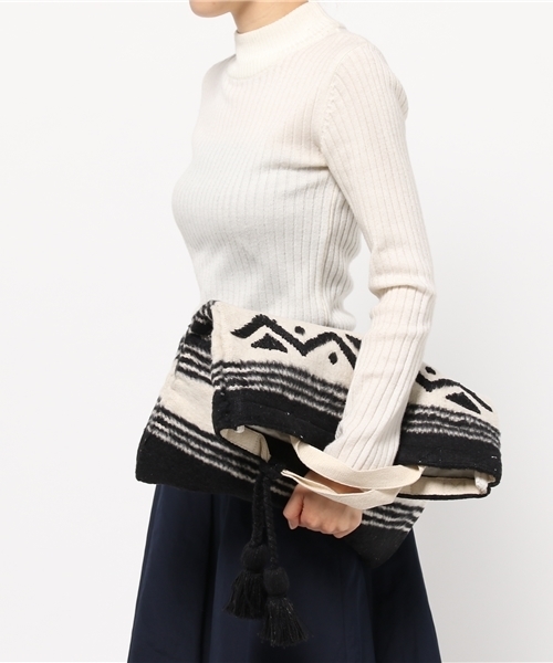 CAPRICIEUX LE'MAGE（カプリシューレマージュ）の「ジャガード2WAYクラッチバッグ（ショルダーバッグ・レディース・その他/グレー・FREE）」の9枚目の写真