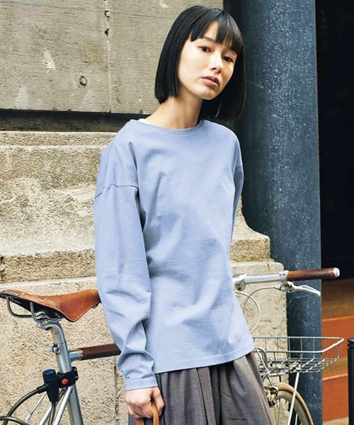 MEDE19F(メデジュウキュウ)の「BRAND NEW MIX STYLE ウエストシェイプロングTシャツ(Tシャツ/カットソー・レディース・ライトブルー/ブラック/ホワイト・M/L/LL/3L)」の3枚目の写真