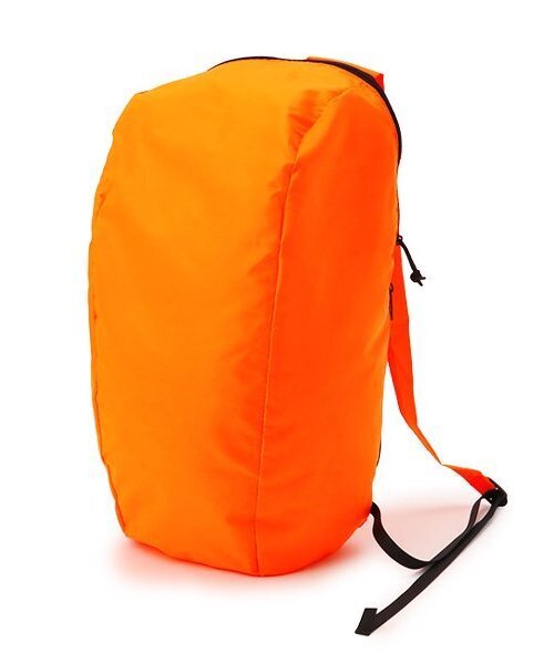 minimal（ミニマル）の「【軽量】ポケッタブルリュック10L（バックパック/リュック・キッズ・ブラック/ピンク/オレンジ/イエロー/黄緑系/ネイビー・F）」の6枚目の写真