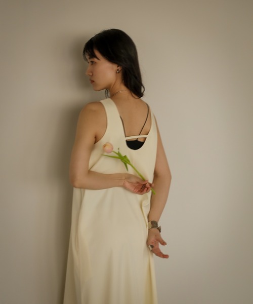 back open A line long one piece / バックオープンAライン