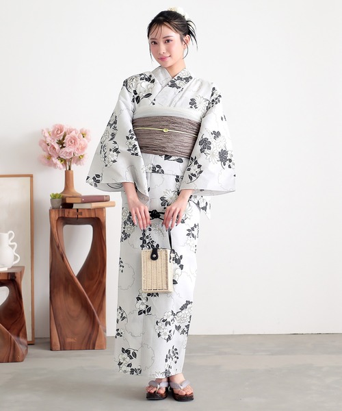 kimonomachi(キモノマチ)の「レディース 浴衣 2点セット(綿浴衣+しわ兵児帯)「糸菊に菊花紋・向日葵・雪輪に花の丸・秋草に虫かご」S/F KIMONOMACHI オリジナル(浴衣・レディース・ブラック/ブルーグレー/グレイッシュブルー/ネイビー/イエロー/ライトグレー/ブルーパープル/コーラルピンク・FREE/S)」の17枚目の写真
