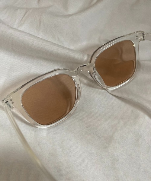 VIBGYOR（ヴィブジョー）の「ユニセックス アソートカラーサングラス(CZ)（サングラス・レディース・クリア/ブラック系2/ブラック系4/クリアイエロー/ブラック系3/ブラック系1・FREE）」の15枚目の写真