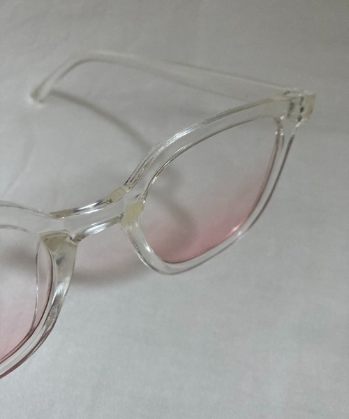 VIBGYOR（ヴィブジョー）の「ユニセックス アソートカラーサングラス(CZ)（サングラス・レディース・クリア/ブラック系2/ブラック系4/クリアイエロー/ブラック系3/ブラック系1・FREE）」の21枚目の写真