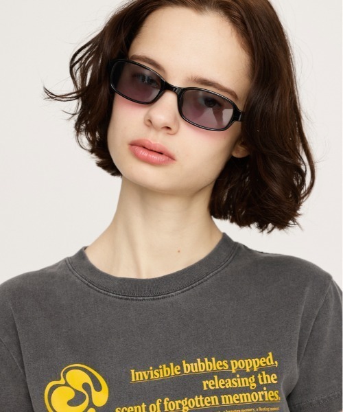 SLY（スライ）の「SQUARE SHAPE EYEWEAR スクエア シェープ アイウェア（サングラス・レディース・ブラック/カーキ・FREE）」の9枚目の写真