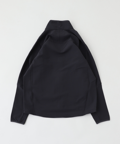 ROA(ロア)の「ROA / ロア SOFTSHELL RBMW0240FA187(ナイロンジャケット・メンズ・ブラック・SMALL/MEDIUM)」の2枚目の写真