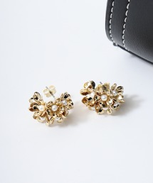フラワーピアス