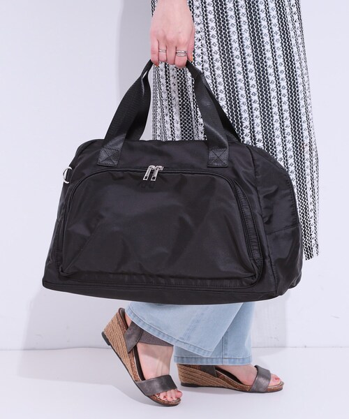 SHOO・LA・RUE（シューラルー）の「【撥水】キャリーオンボストンバッグ（ボストンバッグ・レディース・ブラック/ダークグレー・00）」の5枚目の写真