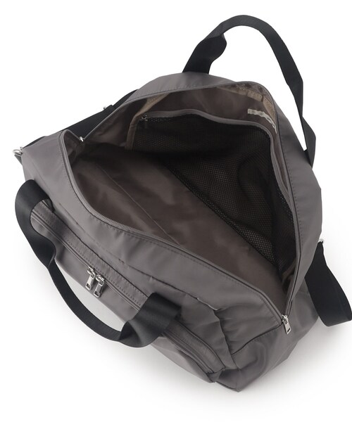 SHOO・LA・RUE（シューラルー）の「【撥水】キャリーオンボストンバッグ（ボストンバッグ・レディース・ブラック/ダークグレー・00）」の12枚目の写真